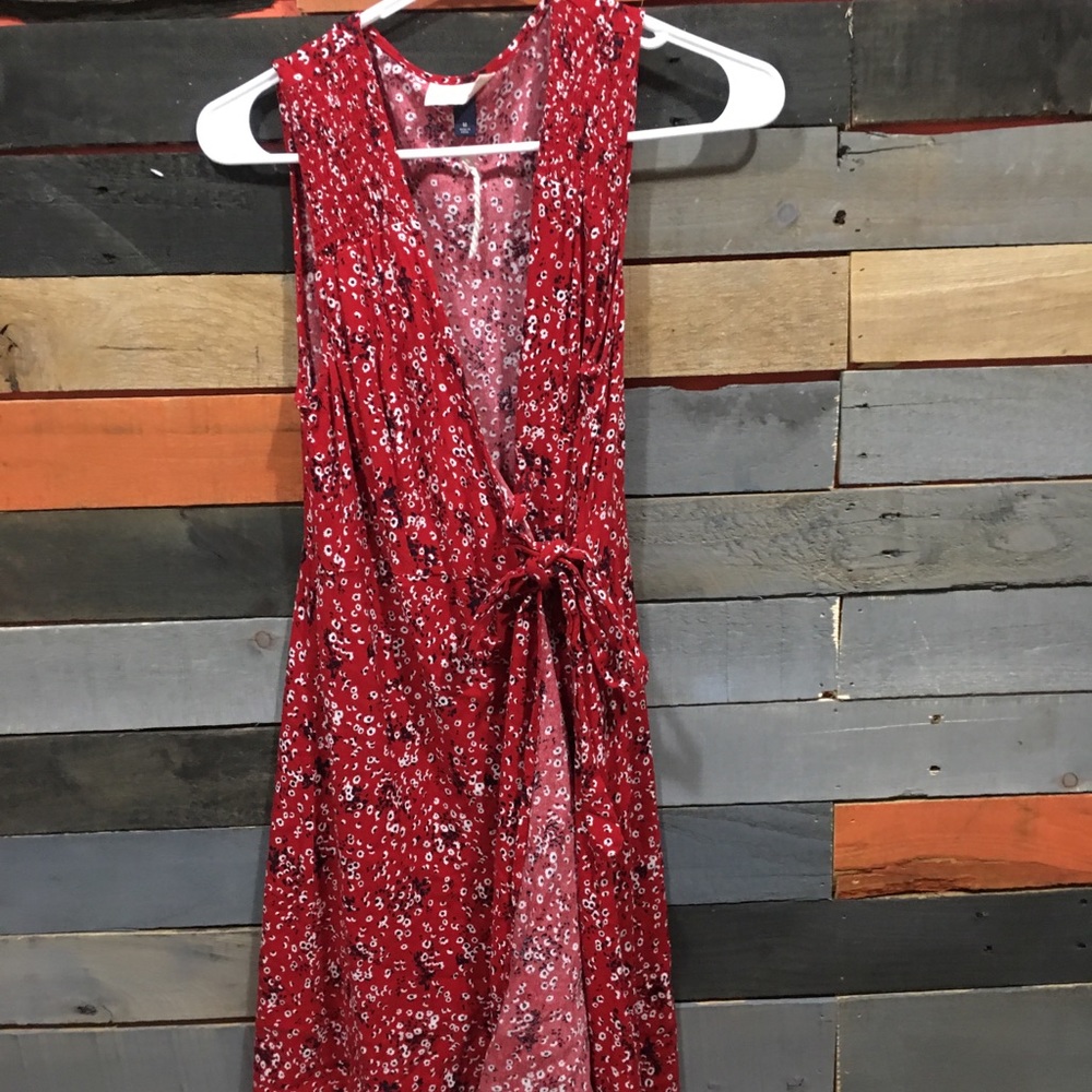 Flowy red flower dress